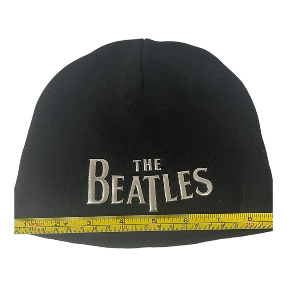 Black knit Beatles beanie EUC - Picture 2 of 5